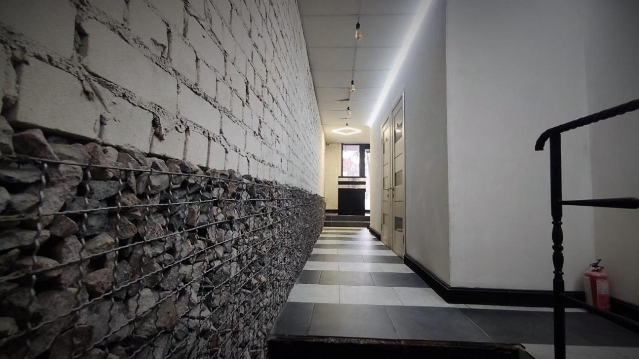Міні Готель "Бункер" На Солом'Янському Kiev Exterior foto